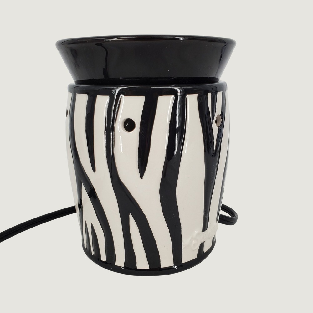 Scentsy Zebra Full Size Electric Wax Warmer Model 19877 Black White Safari Decor